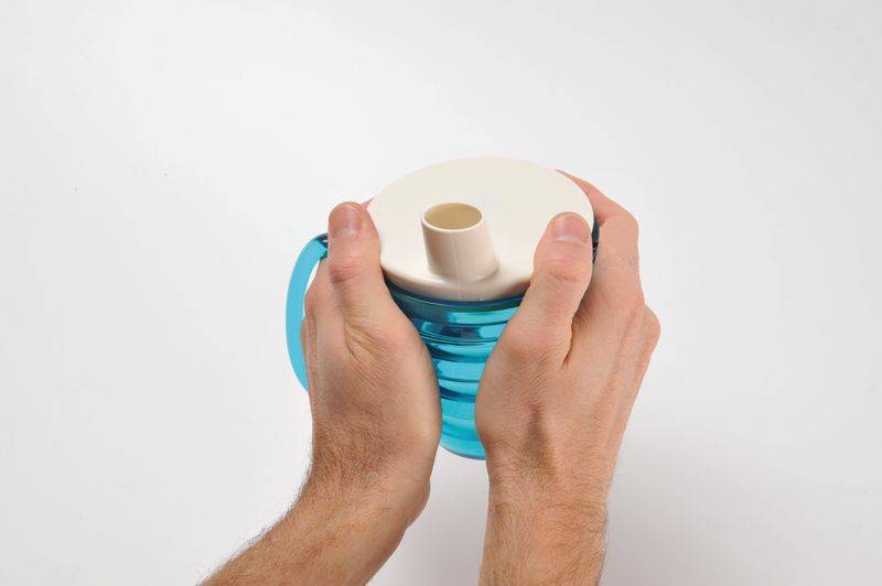 Tasse ergonomique pour l'aide a l'autonomie à Carnoules proche de Cuers