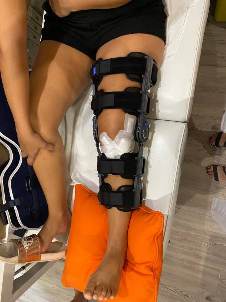 Attelle d'immobilisation du genou post-opératoire sur Solliès-Pont près de La Valette du Var dans le 83