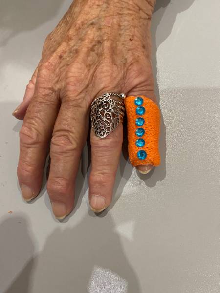 orthèse de doigts pour raideur articulaire sur Solliès-pont près de Méounes dans le 83