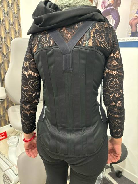 Corset médical sur mesure pour femmes et hommes, fabrication sur Toulon près de La Garde dans le Var