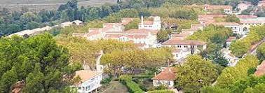 Centre Hospitalier et psychiatrique Henri Guerin sur Pierrefeu du Var près de Carnoules