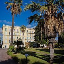 Centre SSR de Hyères Pierre Chevalier près de Solliès-Pont dans le Var