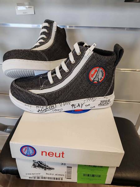 chaussures thérapeutiques pour enfant et adultes sur sollies pont près de la Farlède