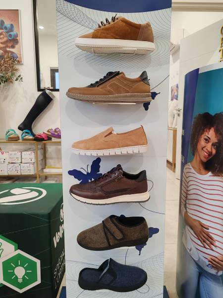 Modèles de chaussures orthopédiques pour homme sur Carnoules