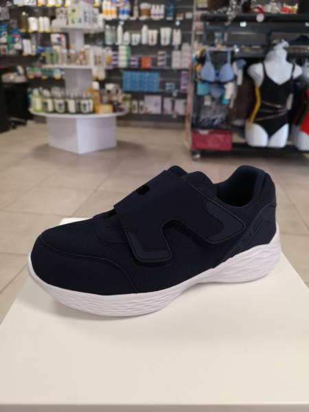 nouveau chut pour homme pour pied large avec bride réglable sur carnoules près de méounes