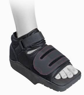 Chaussure à décharge de l'avant pied type barouk ou du talon à Carnoules proche de Cuers
