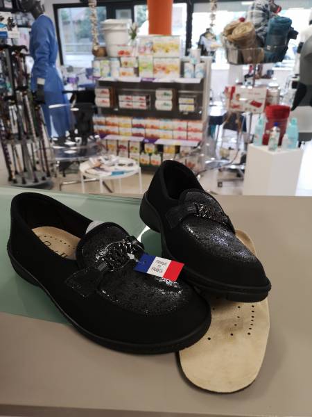 chaussures thérapeutiques avec semelles intérieures amovibles sur Carnoules près de rocbaron dans le 83