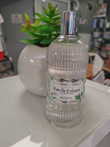 Révélez votre élégance avec une eau de Cologne aux senteurs raffinées