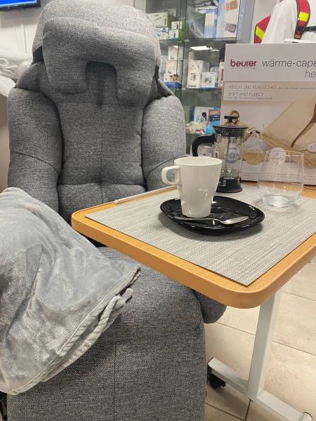 fauteuil confort électrique avec roulette sur Carnoules près de Cabasse