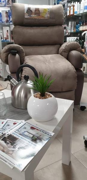 Fauteuil releveur électrique confort pour séniors sur Toulon et ses alentours