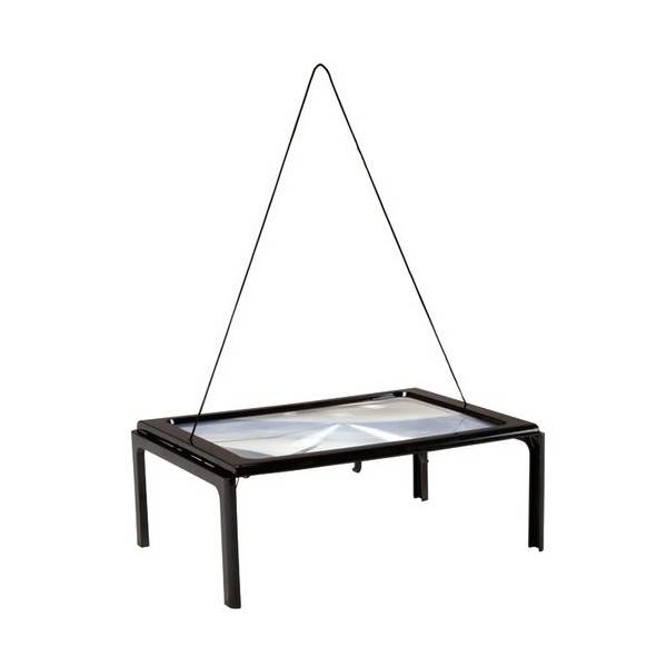 loupe pleine page sur Carnoules près de Tanneron