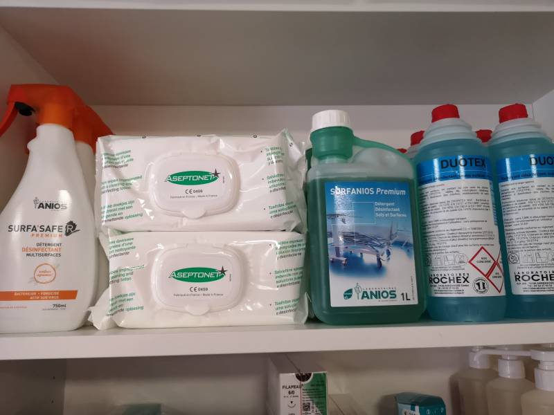 Désinfection des instruments et des surfaces à Toulon près de Marseille