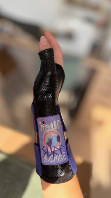 Orthèse d'immobilisation sur mesure pouce poignet sur Carnoules près de Brignoles