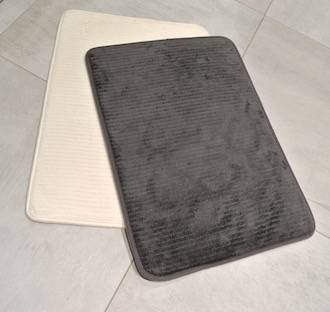 Tapis de bain et de douche anti dérapants pour personne à mobilité réduite à Cuers proche de Belgentier