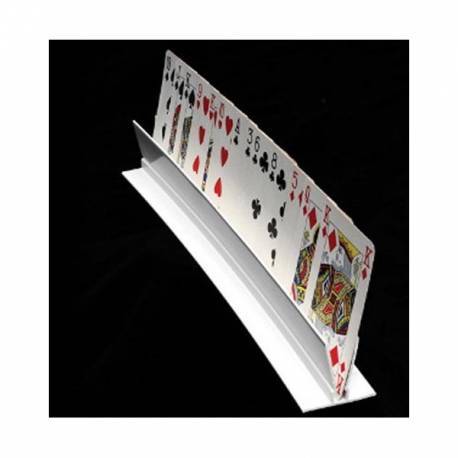Support de jeu de carte pour personnes avec troubles de la préhension sur Sollies-Pont près du Beausset