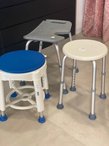 tabouret de douche pour petit espace dans le Var