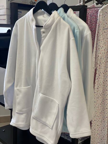 veste polaire pour professionnel de santé sur Solliès-Pont et Carnoules dans le Var près de Fréjus