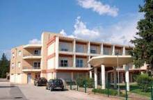 Hôpital local départemental du Luc dans le Var proche du Cannet des Maures